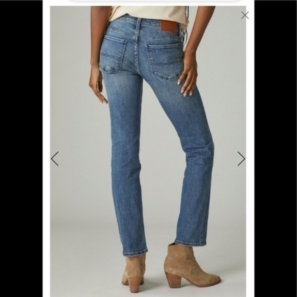 Lucky Brand Wild Child straight leg Jean Size 6/28